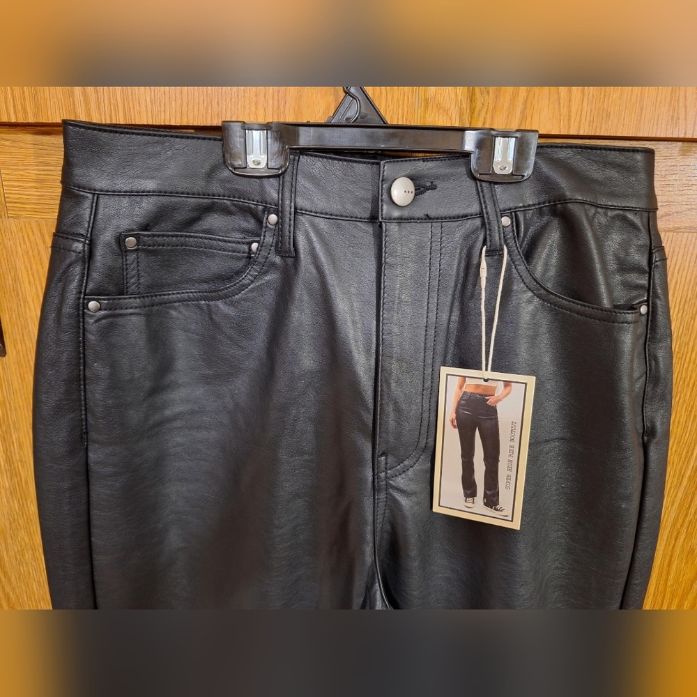 Women's TGLA size 13/31 pants